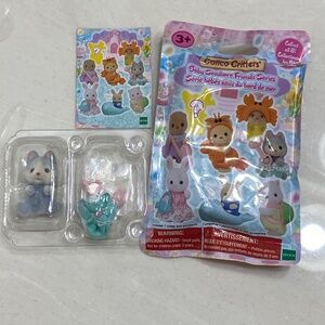 Calico Critters Baby Seashore Friends - Amber Husky Baby